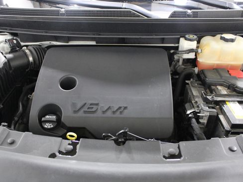 Used 2021 Buick Enclave Essence FWD image 40