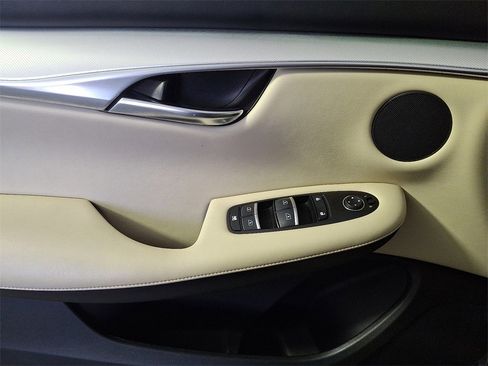 Certified 2021 INFINITI QX50 Luxe image 17