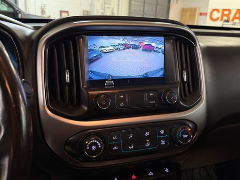 Used 2022 Chevrolet Colorado LT w/ Fleet Safety Package image 31