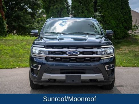 Used 2023 Ford Expedition Limited AWD/4WD image 2