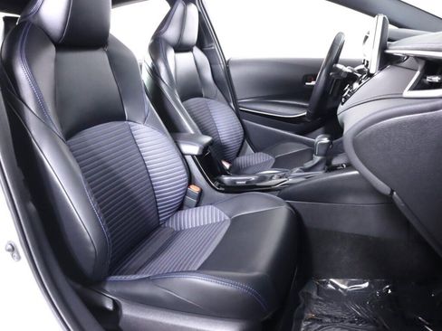Used 2021 Toyota Corolla XSE FWD image 38