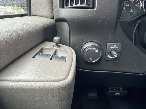 Used 2024 Chevrolet Express 2500 w/ Driver Convenience Package image 37