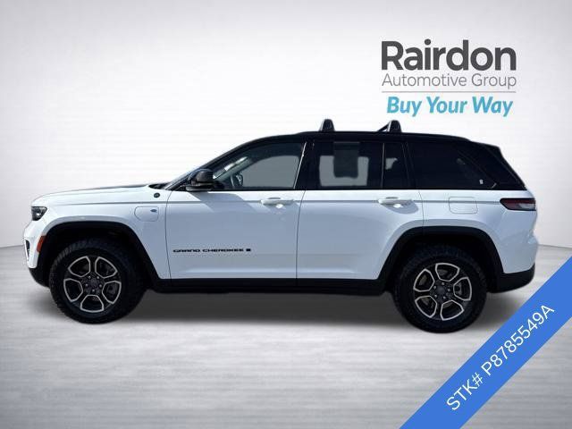 Used 2023 Jeep Grand Cherokee Trailhawk AWD/4WD image 4