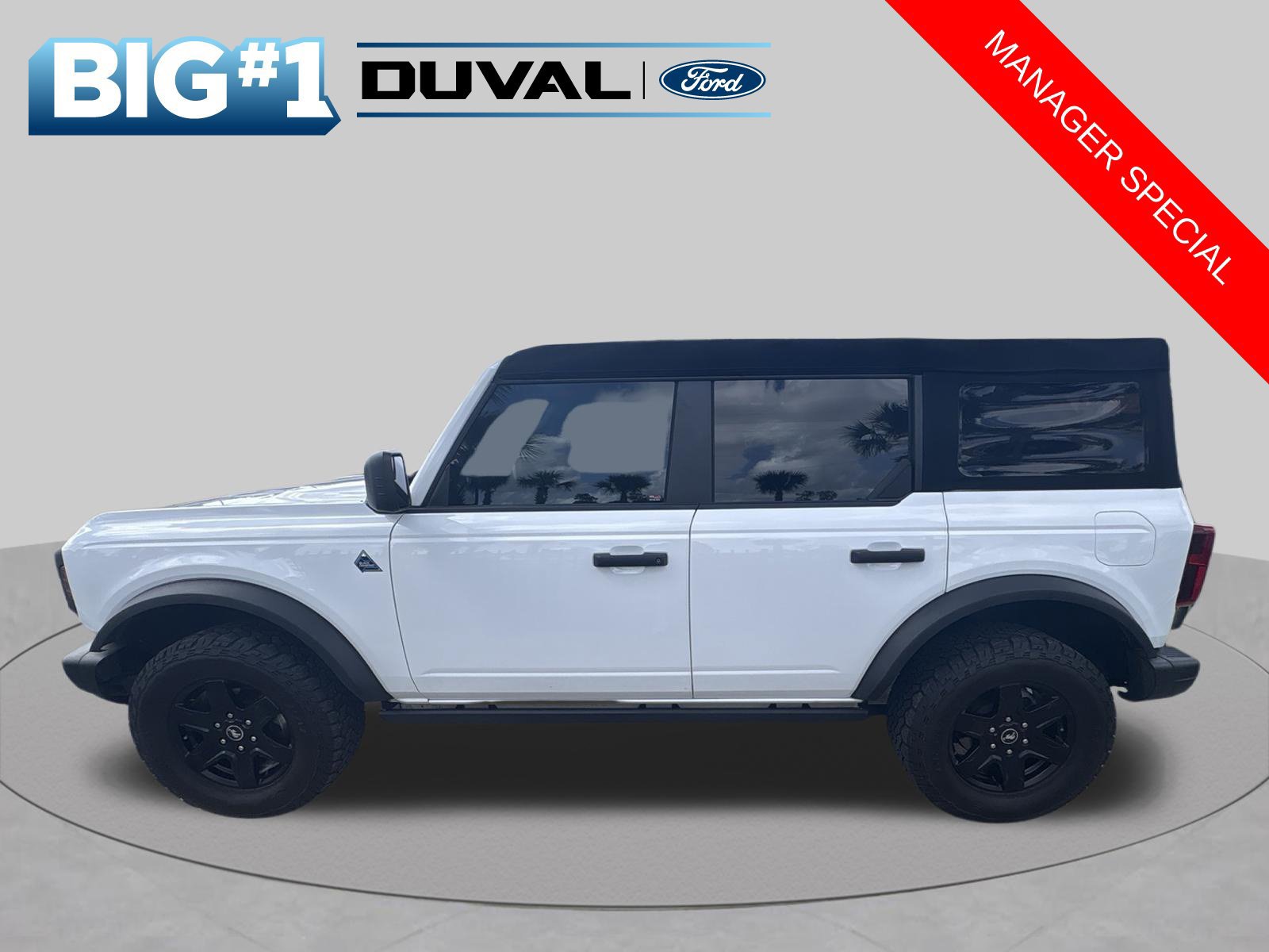 Used 2024 Ford Bronco Black Diamond AWD/4WD image 3