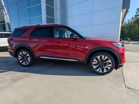 New 2026 Ford Explorer Platinum image 3