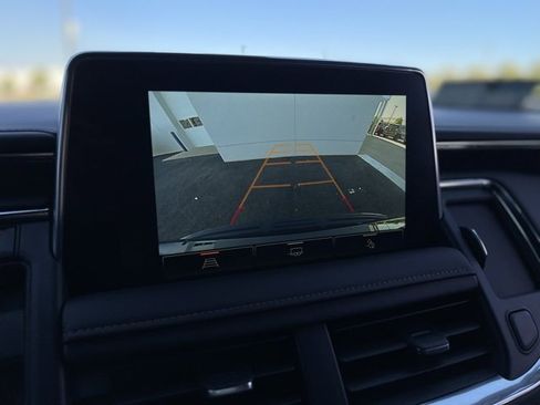 Used 2023 GMC Yukon XL AT4 image 22