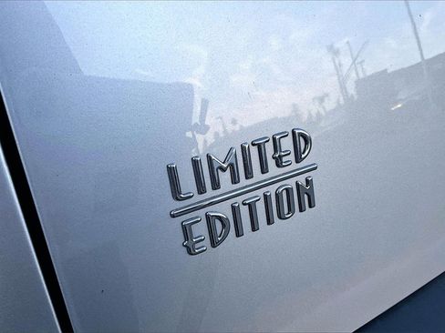 Used 2002 Chrysler PT Cruiser Limited image 9