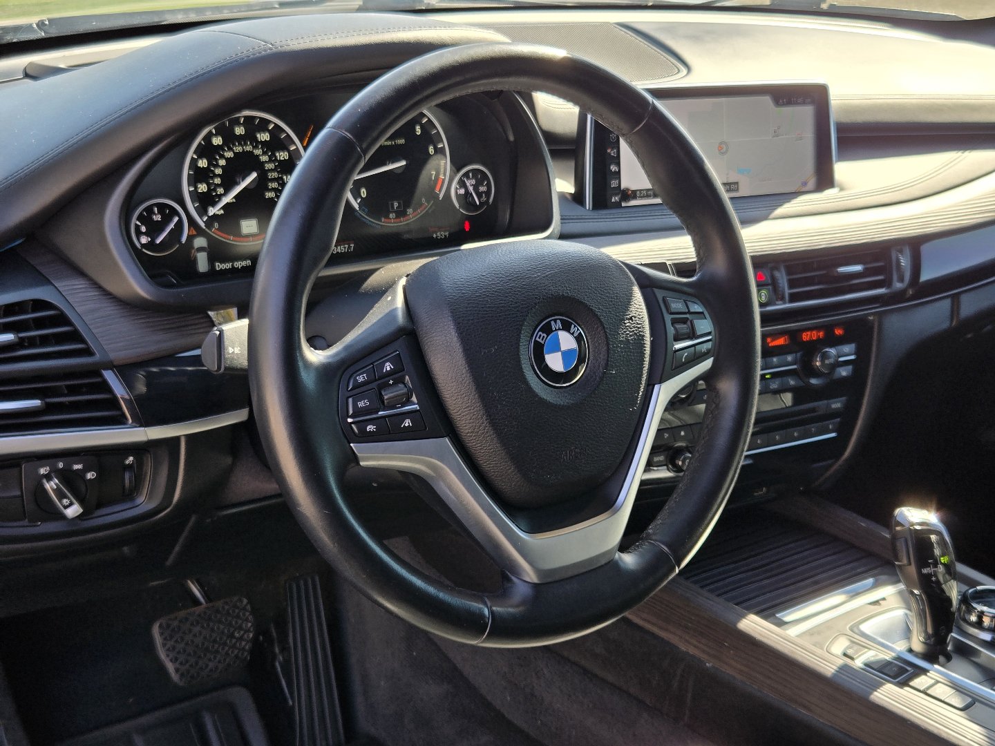 Used 2017 BMW X5 xDrive50i AWD/4WD image 4