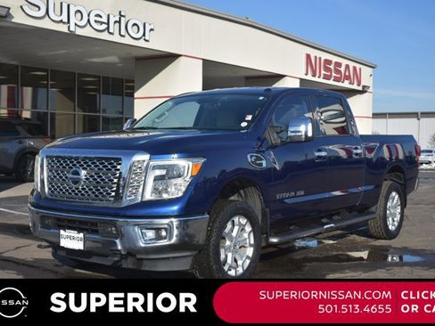 Used 2016 Nissan Titan SL image 1