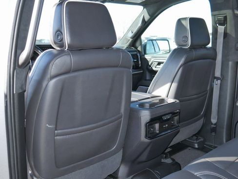 Used 2024 GMC Sierra 1500 AT4X image 41