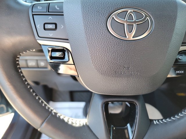 Used 2025 Toyota Camry SE w/ Multimedia Upgrade Package FWD image 11