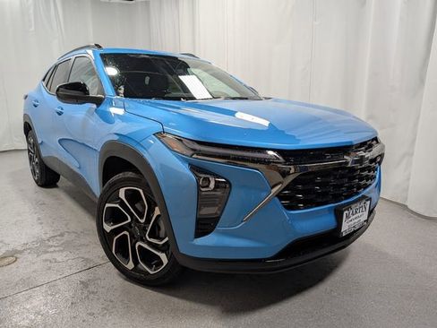 New 2026 Chevrolet Trax RS w/ Driver Confidence Package image 2