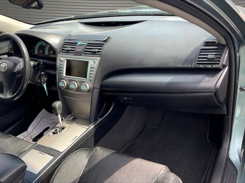 Used 2009 Toyota Camry SE FWD image 25