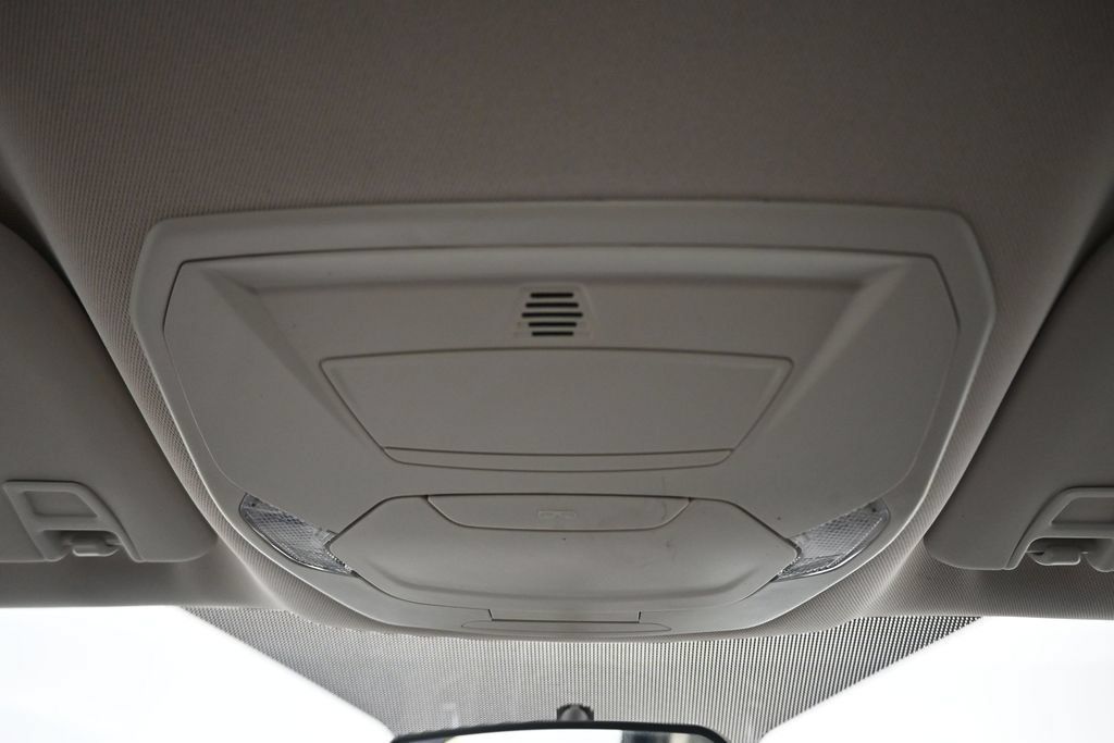 Used 2019 Ford Escape SEL AWD/4WD image 25