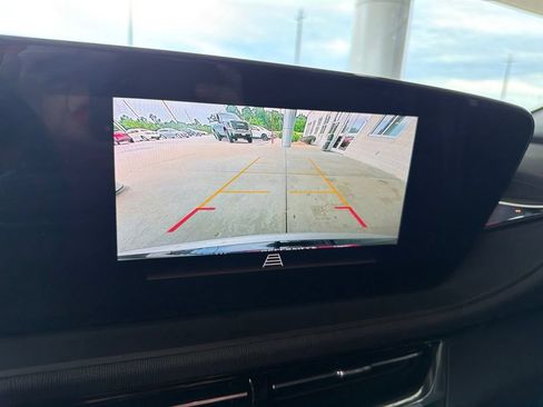 Used 2025 Buick Envista Sport Touring w/ Convenience I Package FWD image 10