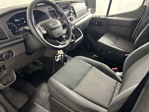 Used 2025 Ford Transit 250 Low Roof w/ Exterior Upgrade Package RWD image 19