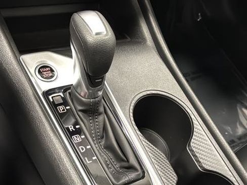 Used 2025 Nissan Altima 2.5 S FWD image 18