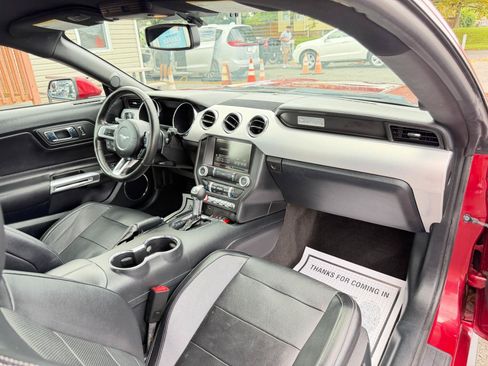 Used 2015 Ford Mustang Premium RWD image 34