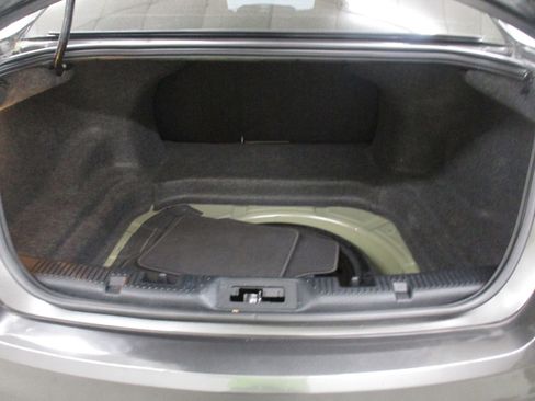 Used 2017 Ford Taurus SE FWD image 12