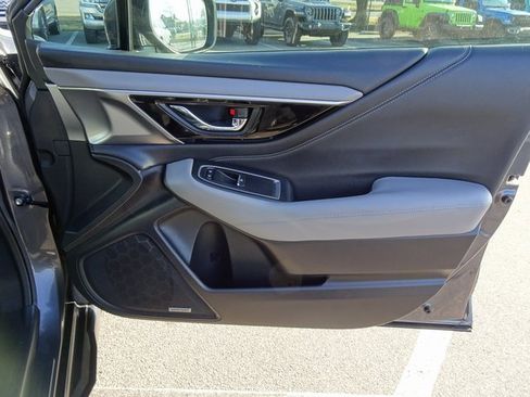 Used 2021 Subaru Outback Limited w/ Popular Package #2 image 17