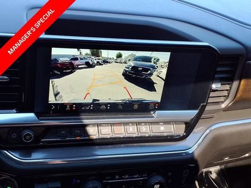 Used 2025 Chevrolet Silverado 1500 High Country w/ Technology Package image 19