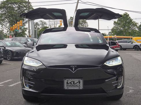 Used 2019 Tesla Model X Long Range AWD/4WD image 13