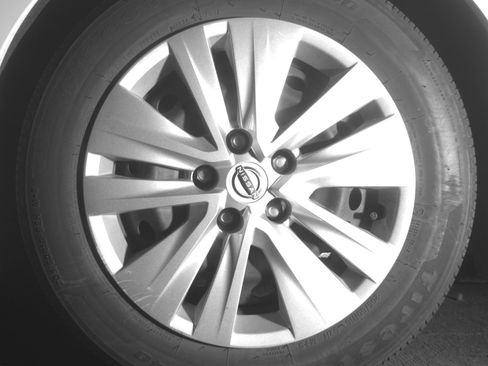 Used 2025 Nissan Sentra S image 12