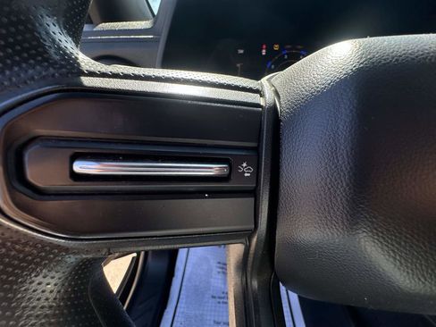 Used 2023 Chevrolet Colorado W/T image 27