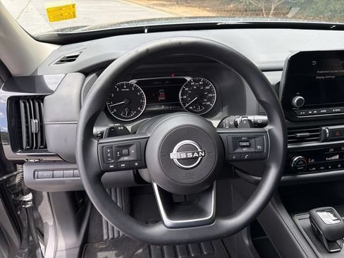 Certified 2024 Nissan Pathfinder S AWD/4WD image 25