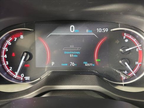 Used 2025 Toyota RAV4 XLE FWD image 26