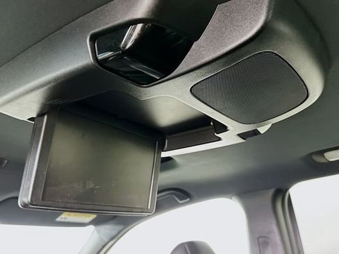 Certified 2022 Honda Pilot Black Edition image 11