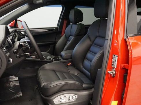 New 2026 Porsche Macan S image 5