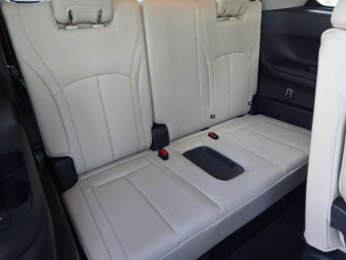 Used 2025 INFINITI QX60 Sensory w/ Vision Package AWD/4WD image 44