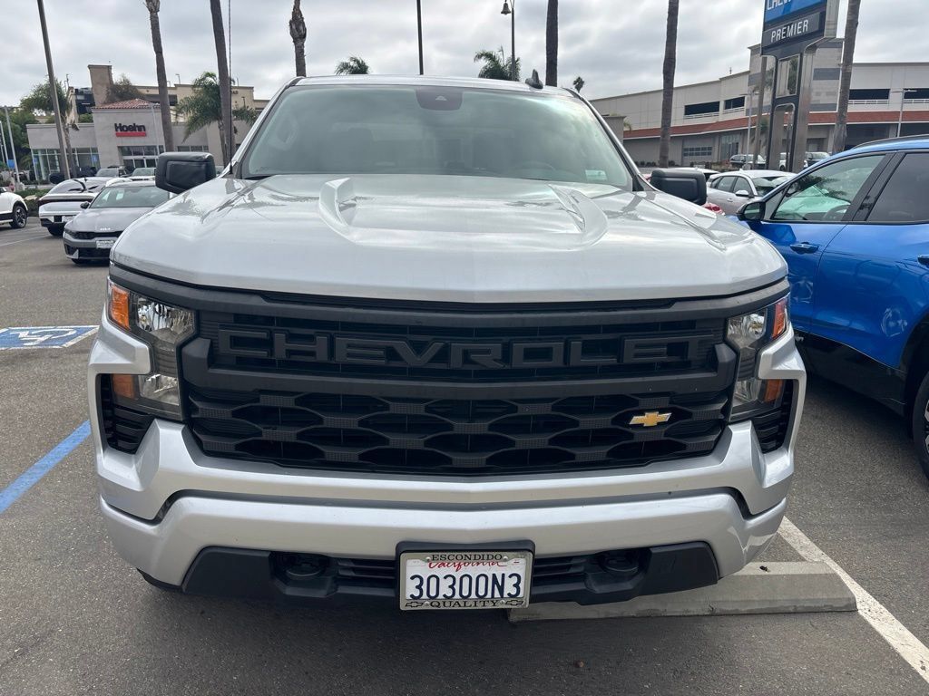 Used 2022 Chevrolet Silverado 1500 Custom AWD/4WD image 1