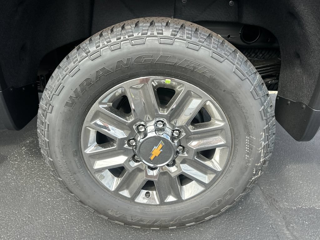 New 2026 Chevrolet Silverado 2500 High Country w/ High Country Premium Package AWD/4WD image 28