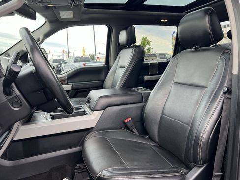 Used 2017 Ford F250 Lariat w/ Lariat Ultimate Package AWD/4WD image 13