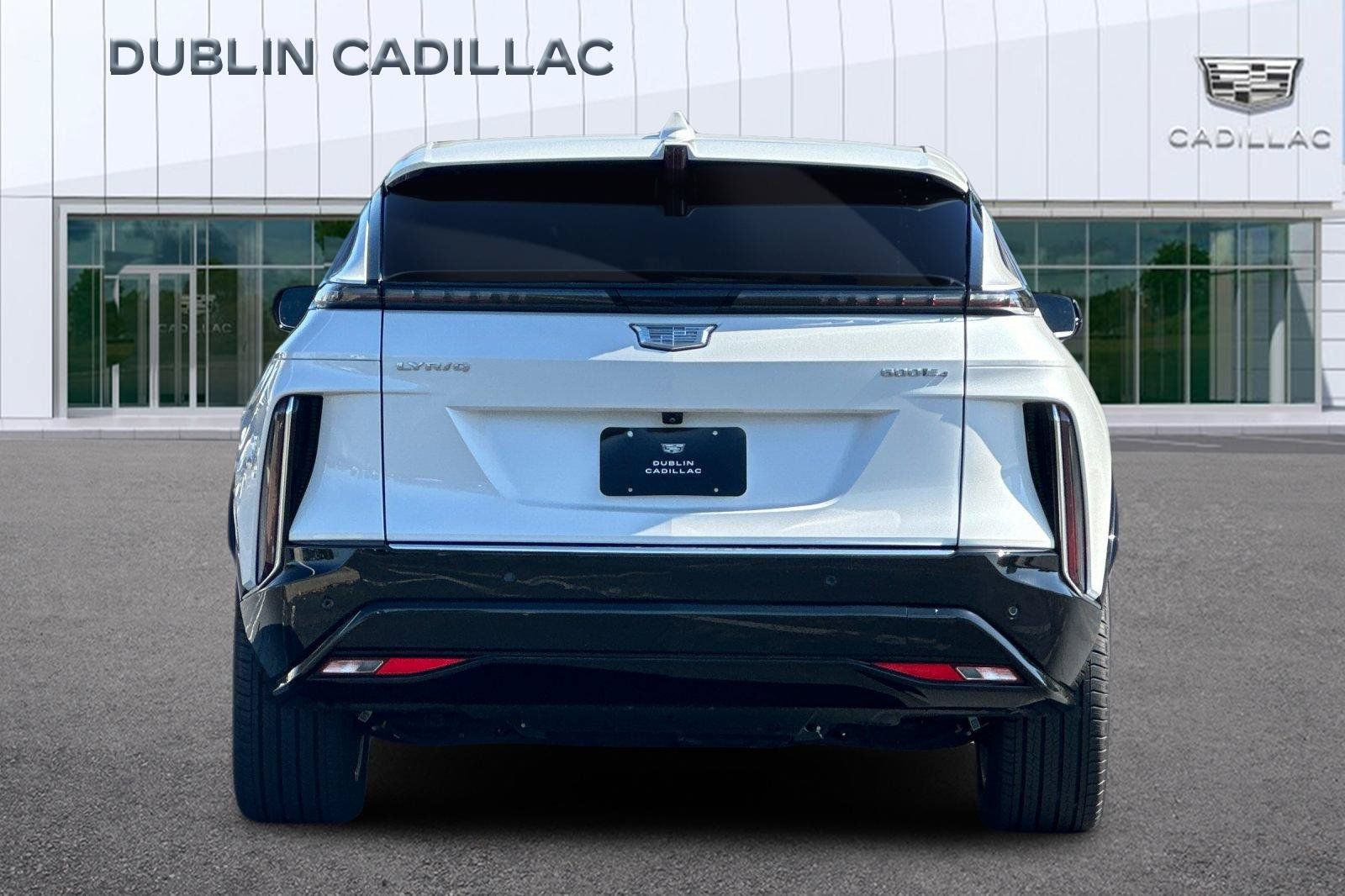Used 2025 Cadillac Lyriq Luxury AWD/4WD image 5