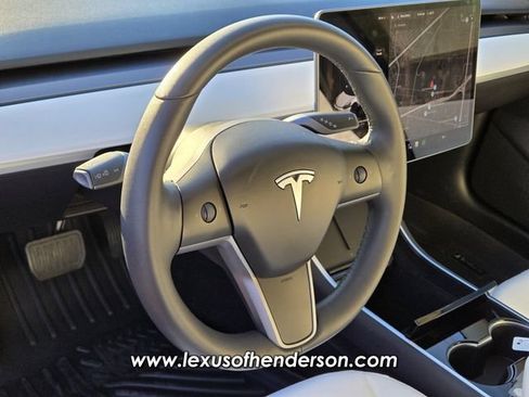 Used 2019 Tesla Model 3 Mid Range RWD image 22