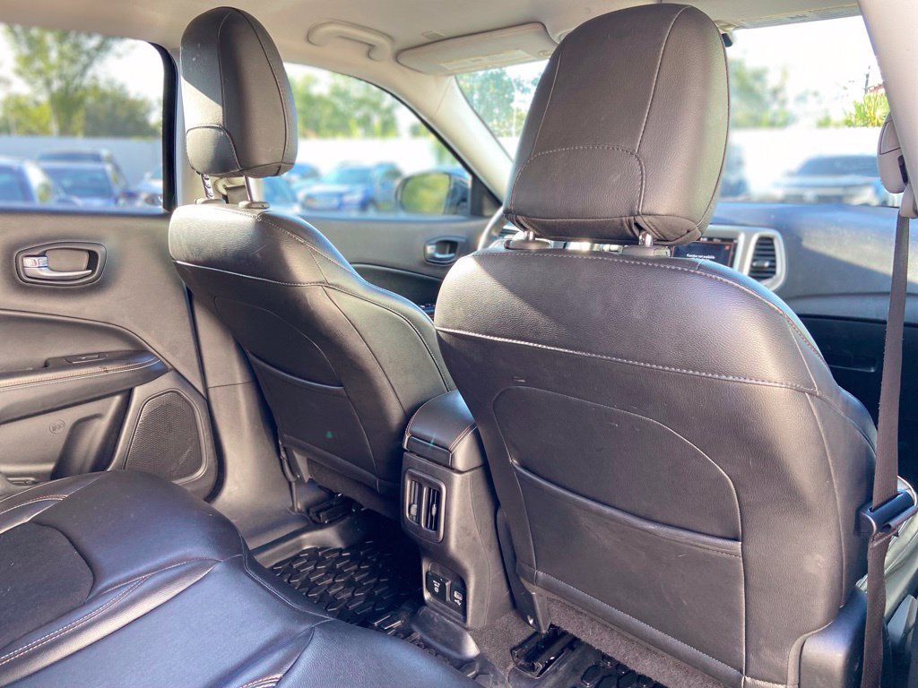 Used 2018 Jeep Compass Latitude w/ Popular Equipment Group AWD/4WD image 24