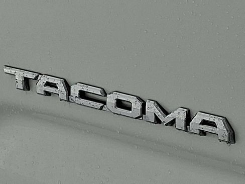 Used 2023 Toyota Tacoma TRD Sport AWD/4WD image 30