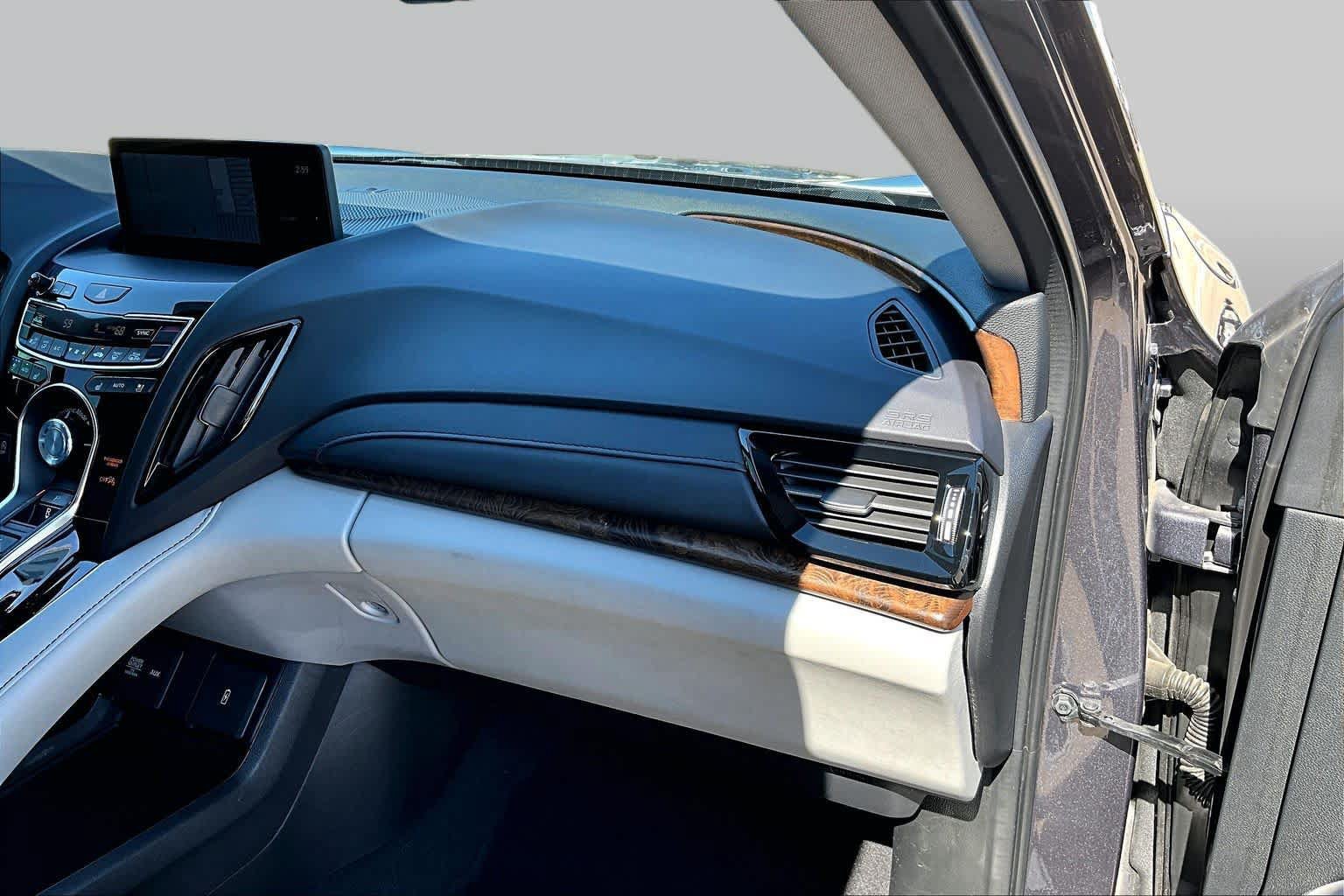 Used 2019 Acura RDX w/ Advance Package FWD image 18