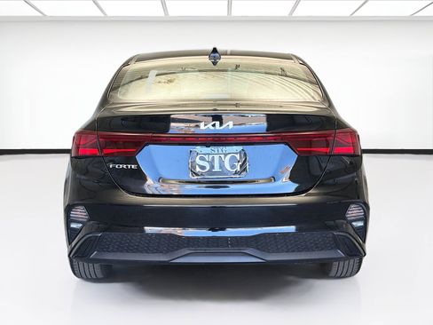 Used 2024 Kia Forte LXS image 5