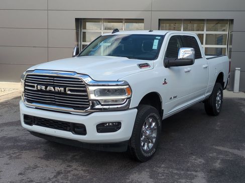 Used 2024 RAM 2500 Laramie w/ Safety Group image 8