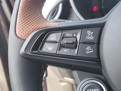 New 2025 Alfa Romeo Stelvio Sprint image 58