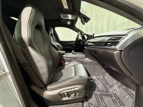 Used 2018 BMW X6 M Base image 23