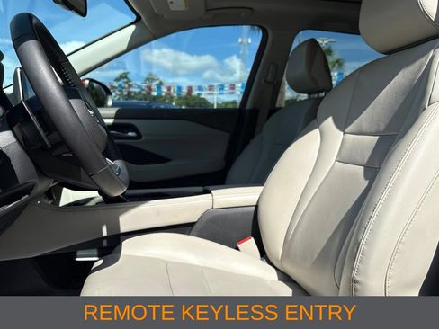 Used 2022 Nissan Rogue SL FWD image 4
