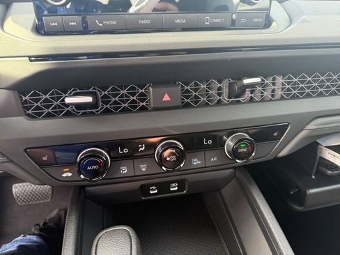 New 2025 Honda Accord SE image 18