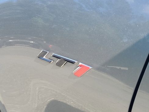 Used 2020 Chevrolet Camaro LT image 9