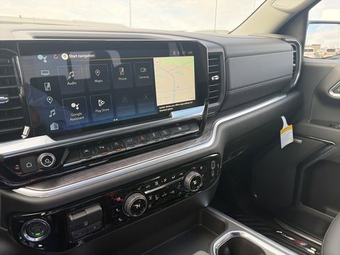 New 2026 Chevrolet Silverado 1500 LTZ w/ LTZ Premium Package image 31