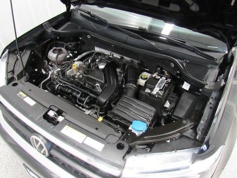 Used 2022 Volkswagen Taos SE image 24